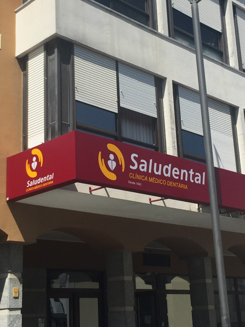 SALUDENTAL - Clínica Médico-Dentária